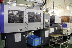 Resin molding machines